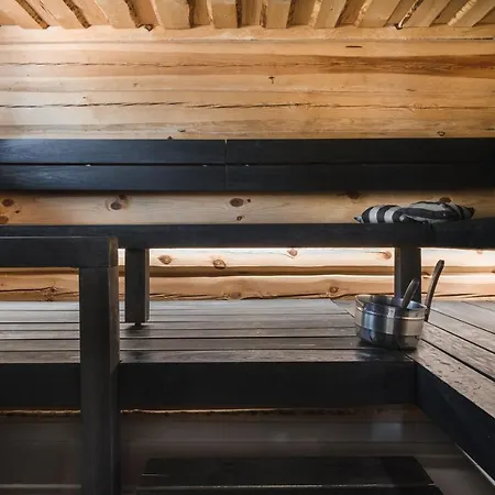 Stunning 7bed & House W/ Pier & Sauna * Lempäälä